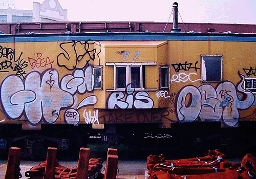 GRAFFITI:  GHOST RIS · DESA · SMITH