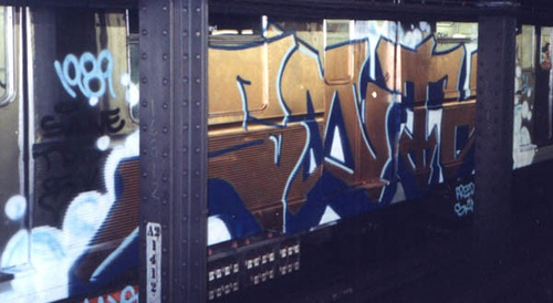 GRAFFITI:  SMITH SANE TDS 1989