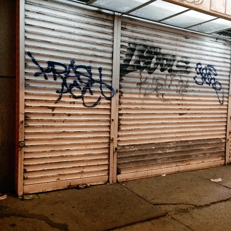STREET GRAFFITI:  LEO DIS · KRASH ACC · GAONE