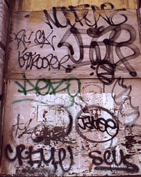 STREET GRAFFITI:  DAZEEZ · AERO · CRIME · SEUS · JAKEE
