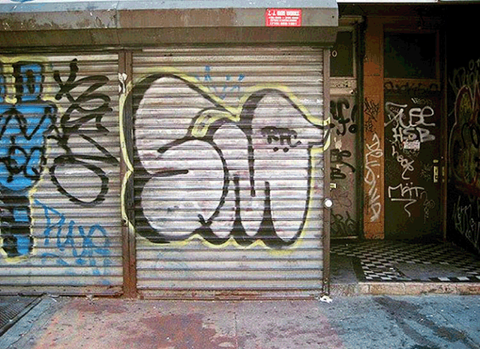 STREET GRAFFITI:  SMASH RFC · AERO · FUSE WKS