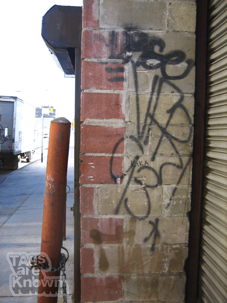 STREET GRAFFITI: Old school tags by CURSE ACC and VFR WKS.